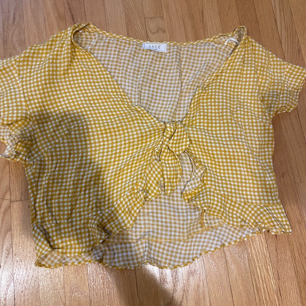 Yellow and white tie gingham top.